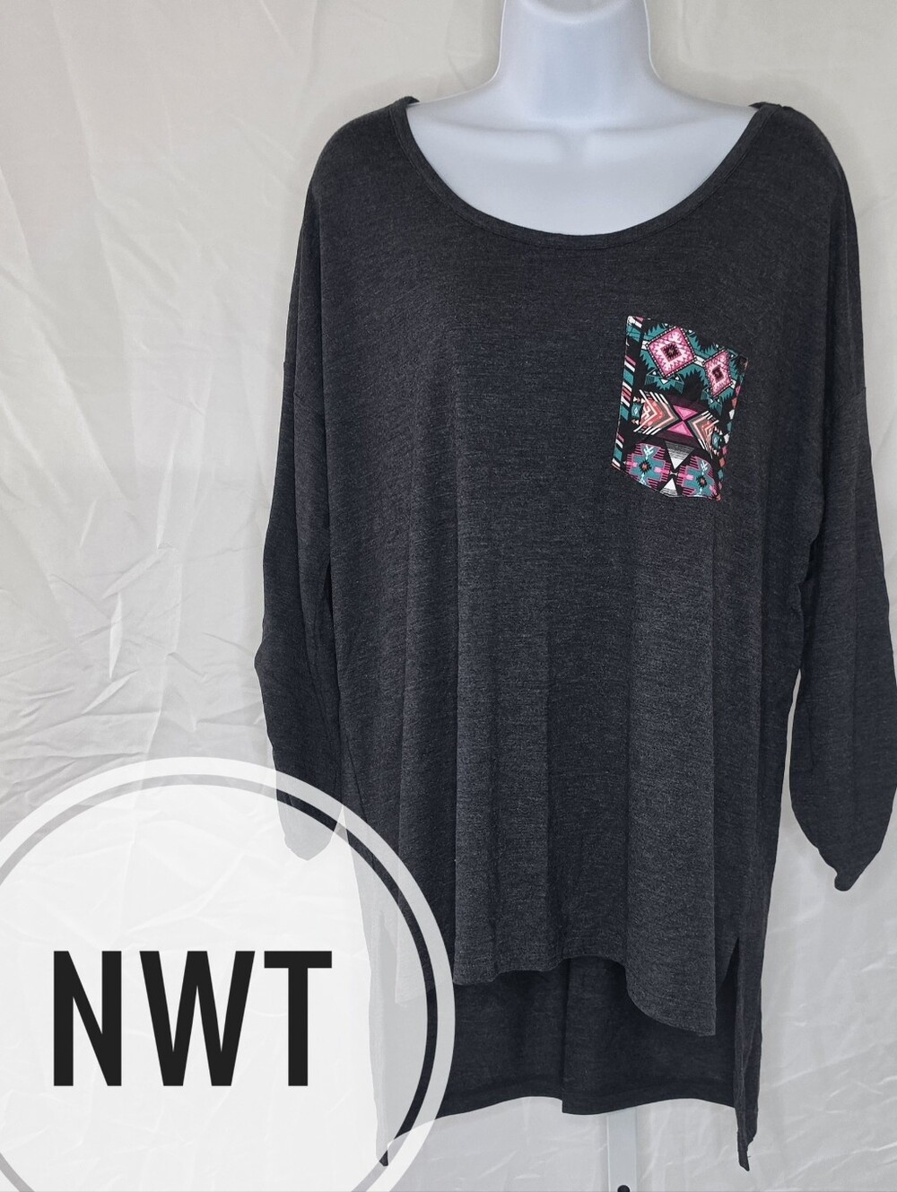 NWT (WOMEN'S) Casual Shirt